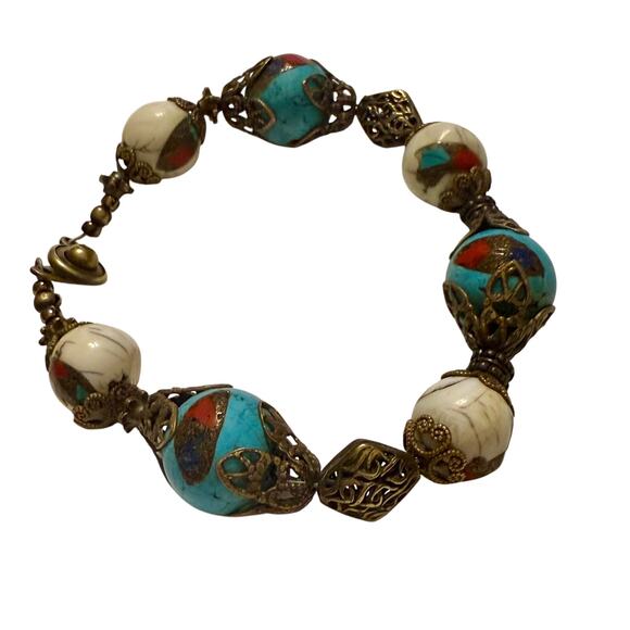 Unique Tibetan Coral Inlay Beaded Bracelet - Picture 3 of 10